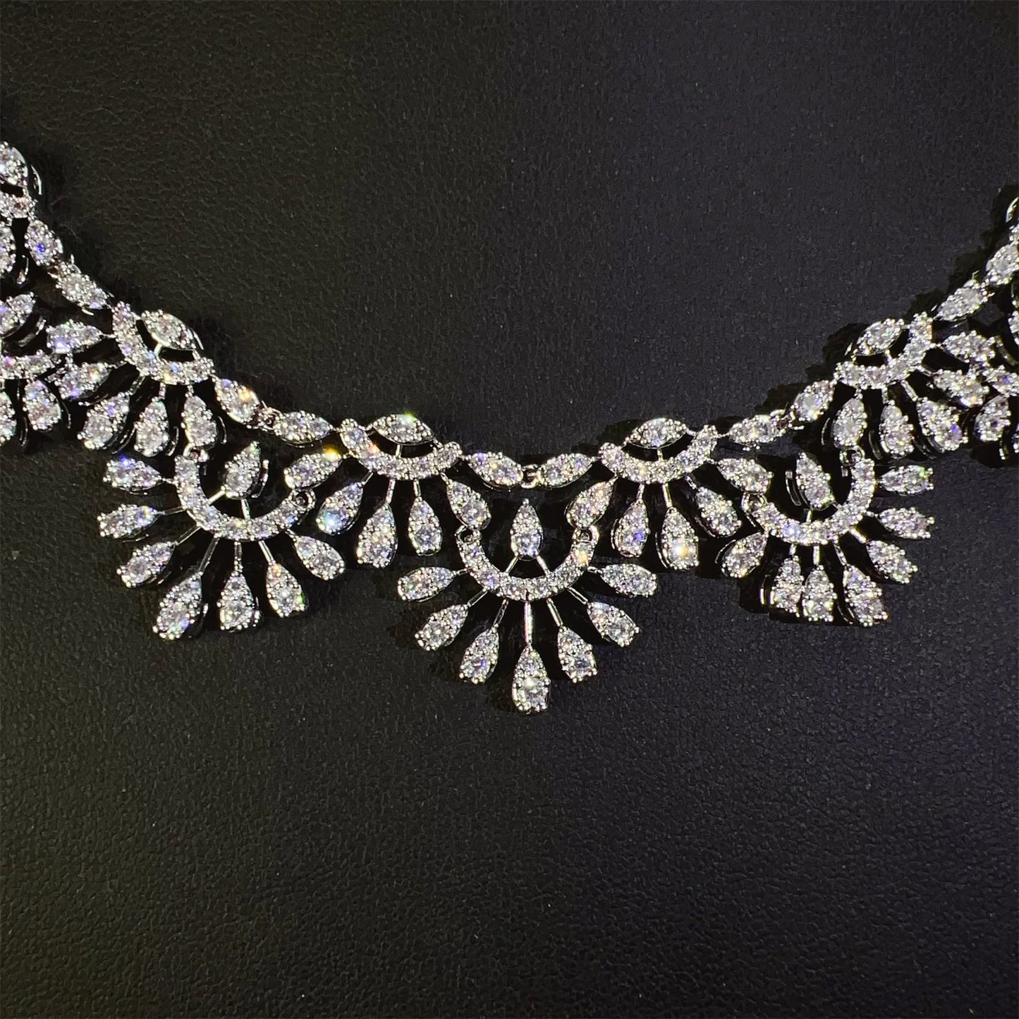 Romantic 2PCS Leaf Design Statement Jewelry Set For Women Wedding Party Full Zircon Dubai Bridal jewelry Set