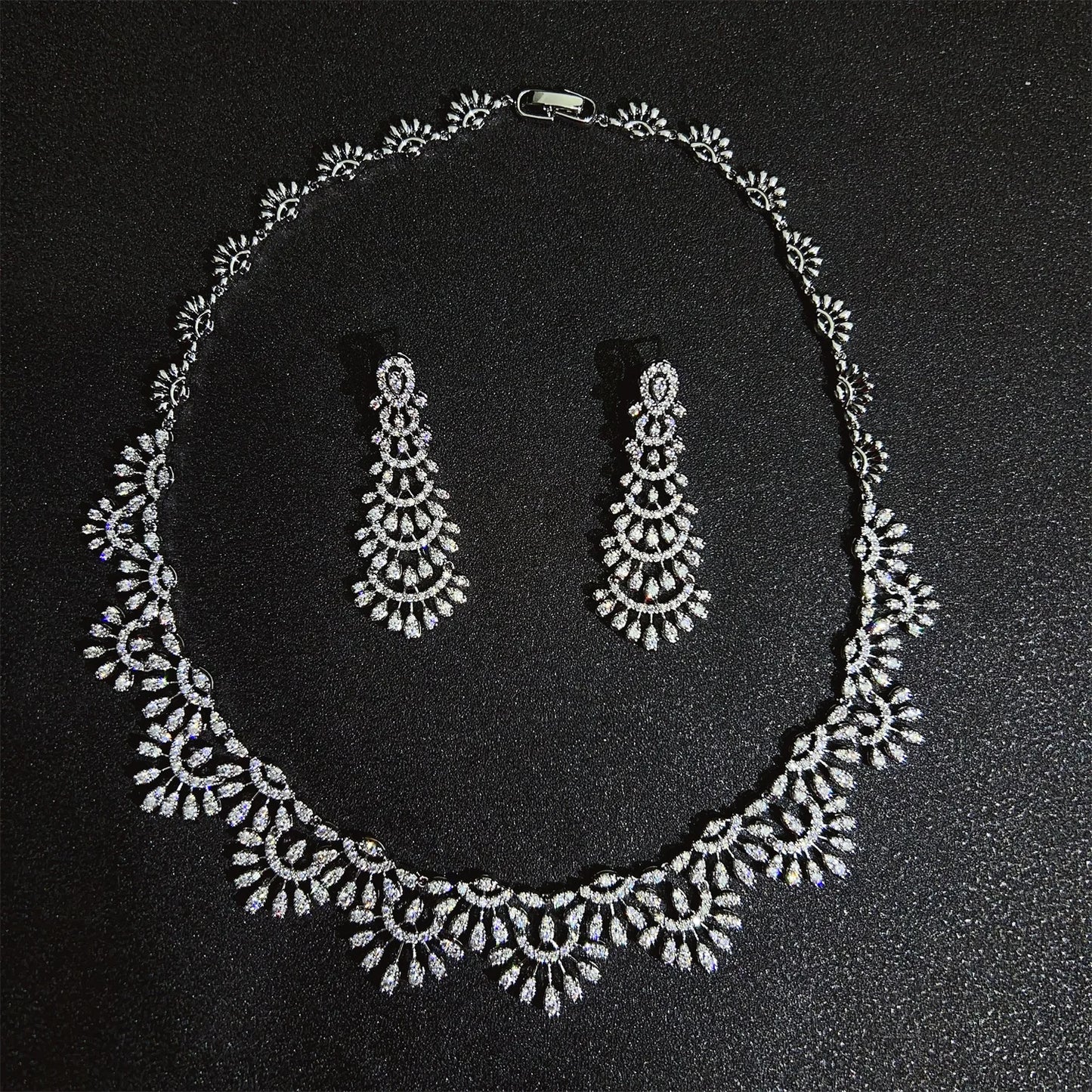 Romantic 2PCS Leaf Design Statement Jewelry Set For Women Wedding Party Full Zircon Dubai Bridal jewelry Set